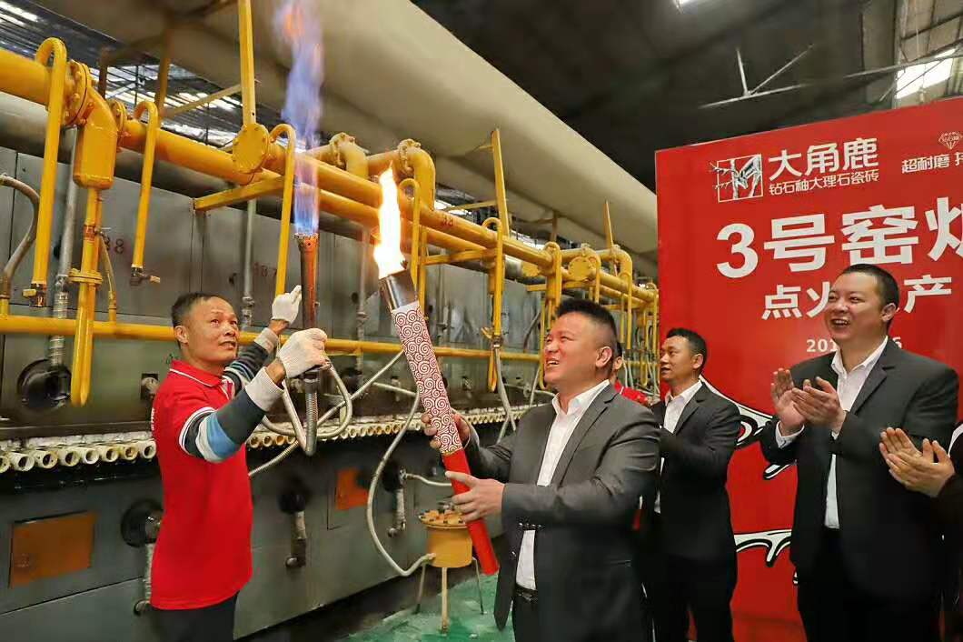 粉色视频官网大全1